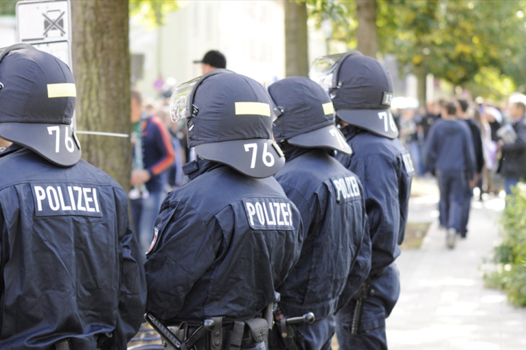 Duisburg: Hooligans überfallen MSV-Ultras - liga3-online.de