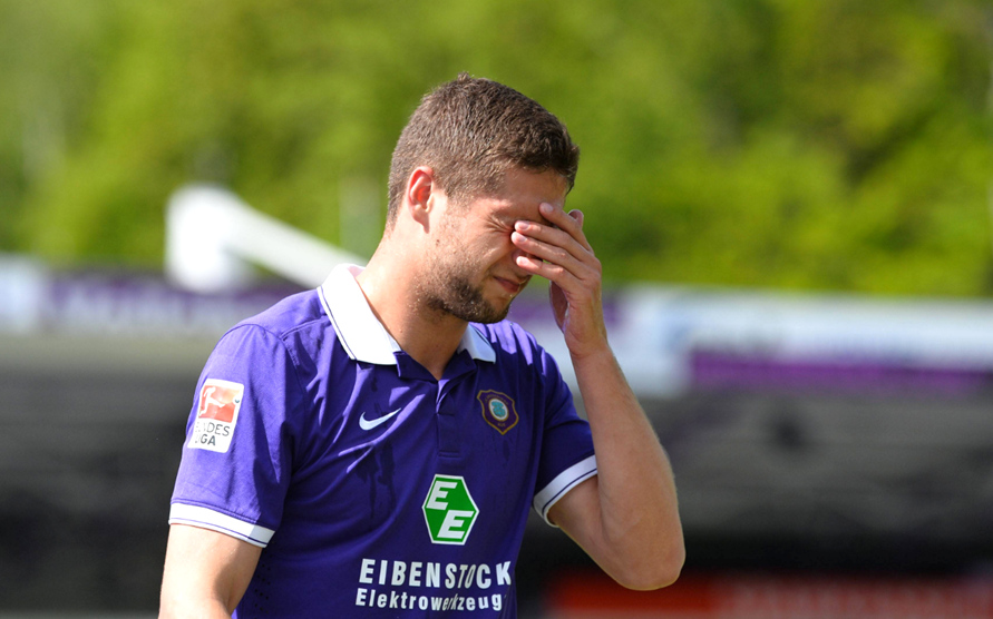 Aue steigt direkt ab - 1860 in der Relegation gegen Kiel ...