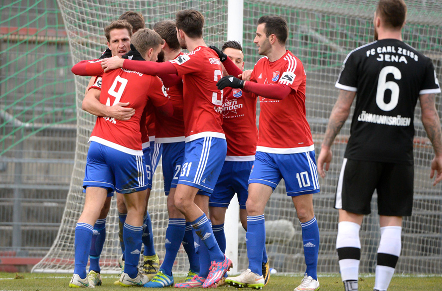 Kickers-Serie geht weiter - Haching dreht Spiel gegen Jena ...