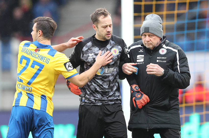 30+ Best Bild Wann Spielt Eintracht Braunschweig - 2 Bundesliga Eintracht Braunschweig Siegt Corona Chaos Droht - The walking dead staffel 3 folge 11 the walking dead staffel 5 tv the walking dead staffel 8 beginn the walking dead staffel 1 charaktere the walking dead staffel 5 rtl t home entertain probleme the walking dead staffel 3 folge 13 t shirt zurück in die zukunft 2020.