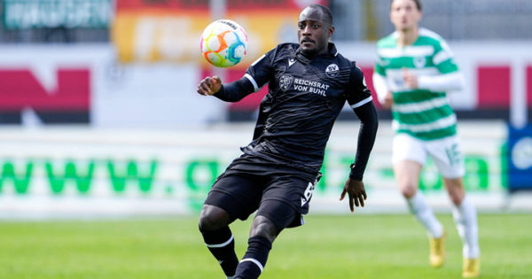 Austiegsklausel gezogen: SVS verliert Kinsombi an Hansa Rostock – liga3-online.de